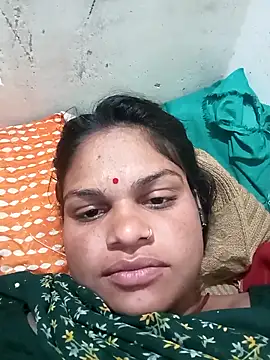 Snapshot of SHMA-77 chatting on November 17, 2025, 4:13 pm SHMA-77 online show from November 17, 2025, 4:13 pm