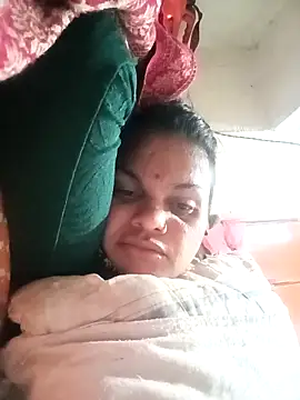 Snapshot of SHMA-77 chatting on November 20, 2025, 7:57 pm SHMA-77 online show from November 20, 2025, 7:57 pm