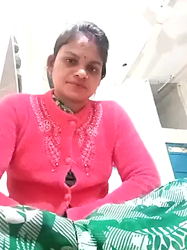 Snapshot of SHMA-77 chatting on November 21, 2025, 6:06 pm SHMA-77 online show from November 21, 2025, 6:06 pm