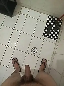 Wess1987 online show from November 17, 2025, 3:23 am