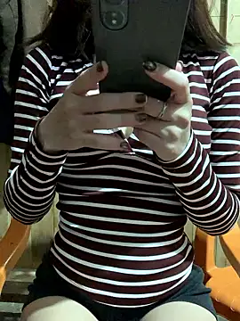 LenaCii online show from January 15, 2026, 4:11 pm