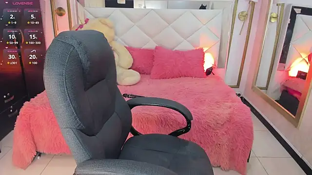 Snapshot of i_kristi chatting on February 24, 2026, 8:40 pm i kristi online show from February 24, 2026, 8:40 pm