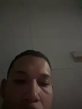 Snapshot of MCLZK chatting on March 5, 2026, 10:06 pm MCLZK online show from March 5, 2026, 10:06 pm