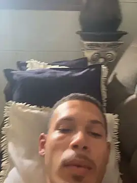 Snapshot of MCLZK chatting on March 9, 2026, 6:23 pm MCLZK online show from March 9, 2026, 6:23 pm