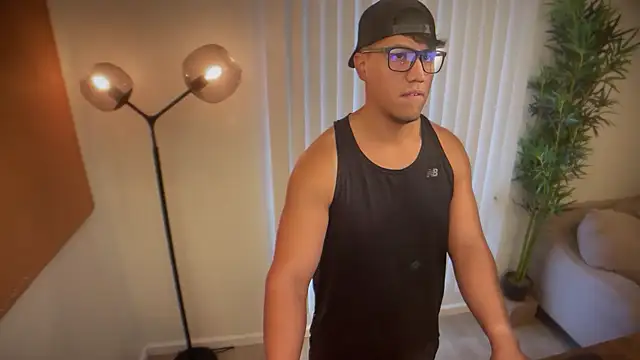 austinfxxx online show from October 13, 2025, 5:46 pm