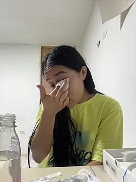 Amelia Rivas online show from April 4, 2026, 10:46 am