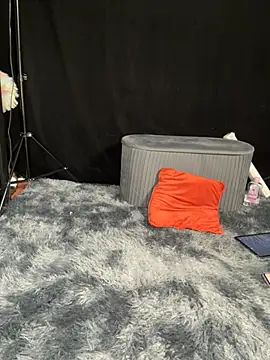 SaraNoir80 online show from March 19, 2026, 9:30 pm