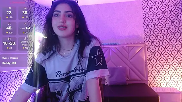 Snapshot of Ixchel_tay chatting on December 15, 2025, 3:55 am Ixchel tay online show from December 15, 2025, 3:55 am