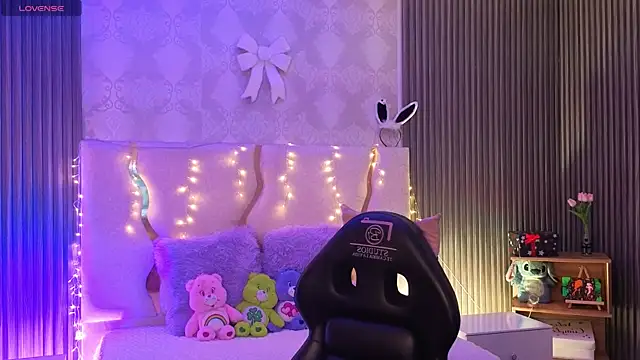 Ixchel tay online show from April 2, 2026, 4:10 am