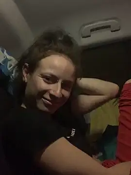 Snapshot of GoldenPussy1329 chatting on December 14, 2025, 12:38 am GoldenPussy1329 online show from December 14, 2025, 12:38 am