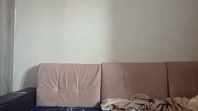 Beeping Creature online show from April 3, 2026, 11:41 am