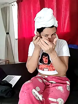 MissAsly online show from January 10, 2026, 11:45 am