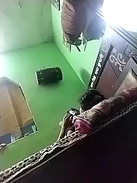 Snapshot of RED_Queen_6 chatting on October 2, 2025, 4:47 pm RED Queen 6 online show from October 2, 2025, 4:47 pm