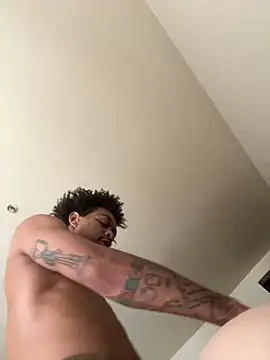 thefreakscomeoutatnight online show from October 22, 2025, 9:36 pm