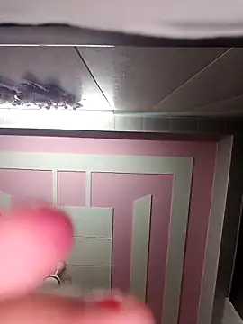 Snapshot of Tanya-905 chatting on April 2, 2026, 5:32 pm Tanya-905 online show from April 2, 2026, 5:32 pm