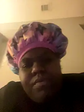 Angelslays online show from December 1, 2025, 3:55 am