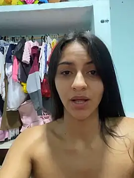 miluwatson online show from November 13, 2025, 3:49 am