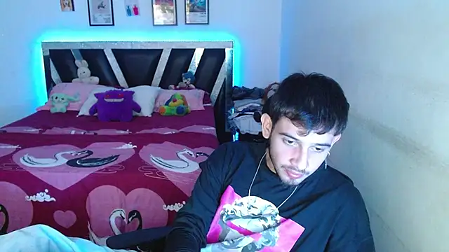 Sebasxxl12 online show from February 26, 2026, 10:31 pm