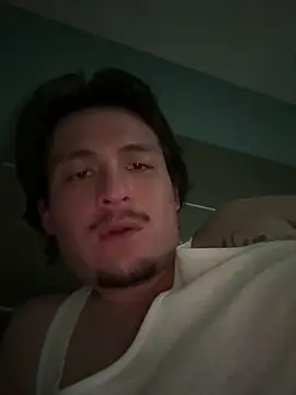 itsthecatchh online show from November 4, 2025, 3:16 am