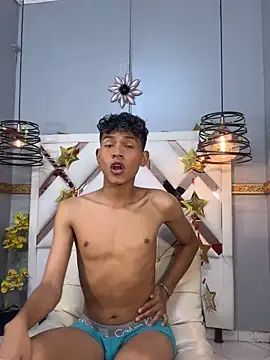 Snapshot of Sammy_Millers chatting on October 18, 2025, 12:50 pm Sammy Millers online show from October 18, 2025, 12:50 pm