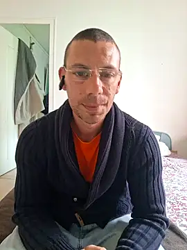 Snapshot of iveleche0987 chatting on October 12, 2025, 10:14 am iveleche0987 online show from October 12, 2025, 10:14 am