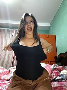 EmmaValencia  online show from November 14, 2025, 5:06 am