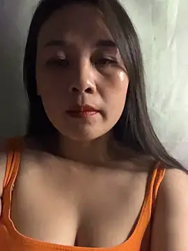 Snapshot of Suna-ny chatting on December 4, 2025, 12:36 pm Suna-ny online show from December 4, 2025, 12:36 pm