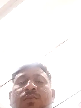 SlipperyRebound0 online show from November 3, 2025, 5:14 pm