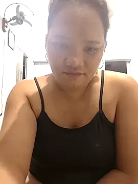 NestleGirl22 online show from April 3, 2026, 12:03 pm