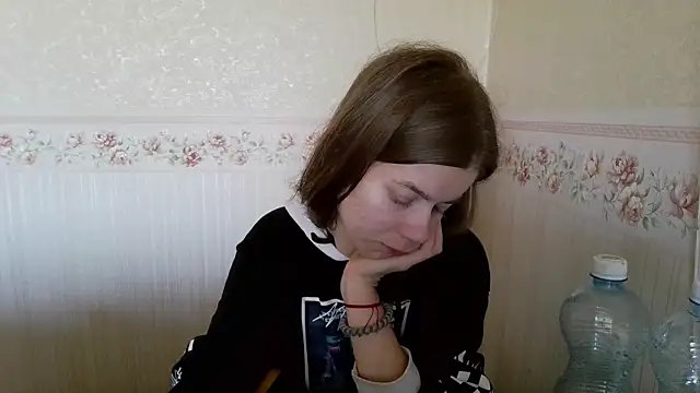 0nlyLola online show from October 30, 2025, 8:16 am