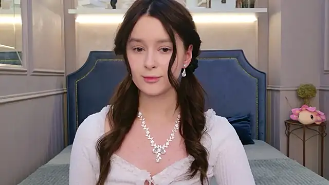 Snapshot of EvaSwen chatting on June 29, 2026, 8:53 pm EvaSwen online show from June 29, 2026, 8:53 pm