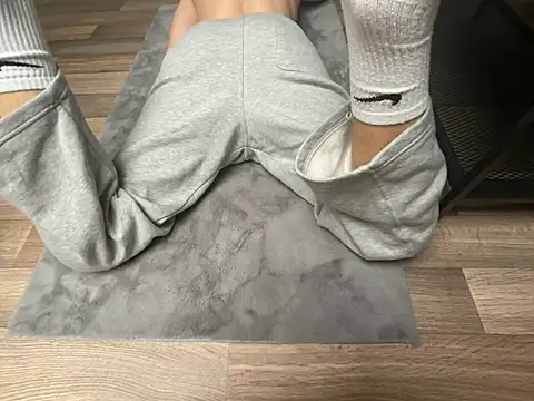 Snapshot of cuteboy19xxx chatting on October 24, 2025, 3:08 pm cuteboy19xxx online show from October 24, 2025, 3:08 pm