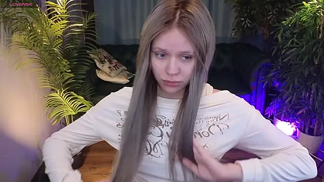 kitten murray  online show from February 7, 2026, 2:10 pm