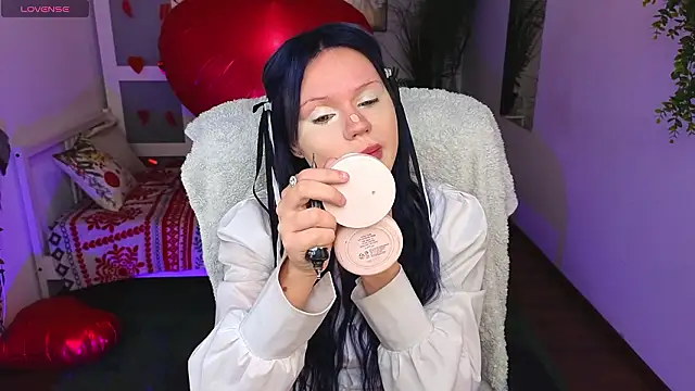 kitten murray  online show from February 16, 2026, 5:36 am