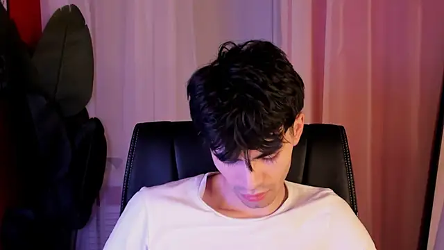 JaremyHarris online show from November 18, 2025, 4:17 am