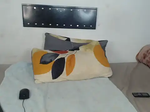 Snapshot of Black-RoseX chatting on November 15, 2025, 8:44 am Black-RoseX online show from November 15, 2025, 8:44 am