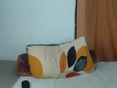 Snapshot of Black-RoseX chatting on November 20, 2025, 7:35 pm Black-RoseX online show from November 20, 2025, 7:35 pm