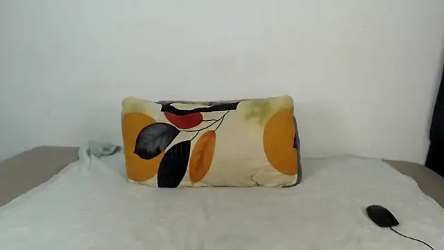 Snapshot of Black-RoseX chatting on November 23, 2025, 3:01 pm Black-RoseX online show from November 23, 2025, 3:01 pm