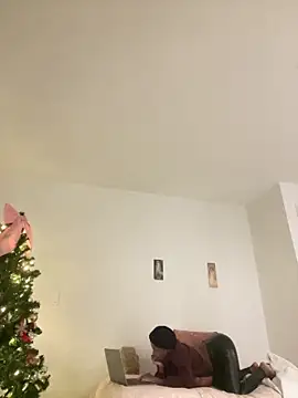 tia   fox online show from March 3, 2026, 2:39 am