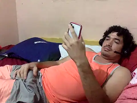 ThiagoDeseo online show from September 30, 2025, 12:15 am