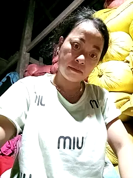 Snapshot of mimi0002 chatting on September 29, 2025, 9:52 pm mimi0002 online show from September 29, 2025, 9:52 pm