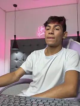 cherub  online show from November 27, 2025, 12:51 pm