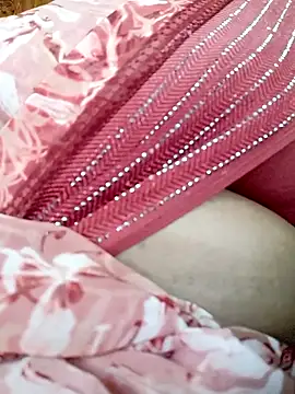 Snapshot of harinisree chatting on October 30, 2025, 6:48 am harinisree online show from October 30, 2025, 6:48 am