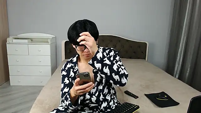 KaiChicken online show from December 18, 2025, 9:59 am