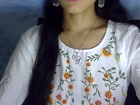 Shazi 1 online show from May 17, 2026, 2:46 pm