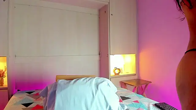 ChloeWiillow online show from November 28, 2025, 11:35 am