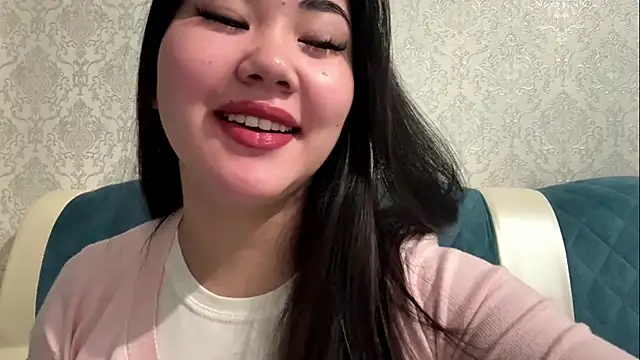 Snapshot of AYPRILPURE chatting on October 4, 2025, 2:59 pm AYPRILPURE online show from October 4, 2025, 2:59 pm