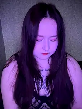 BambiGlow online show from October 3, 2025, 5:59 am