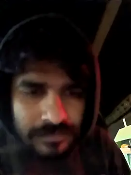 puneriboy32 online show from December 17, 2025, 6:03 pm