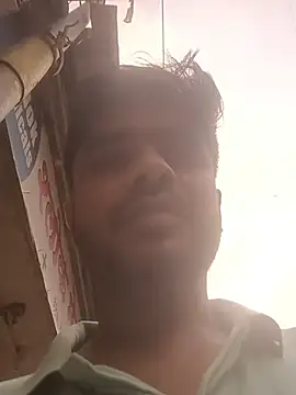 puneriboy32 online show from June 25, 2026, 3:39 am